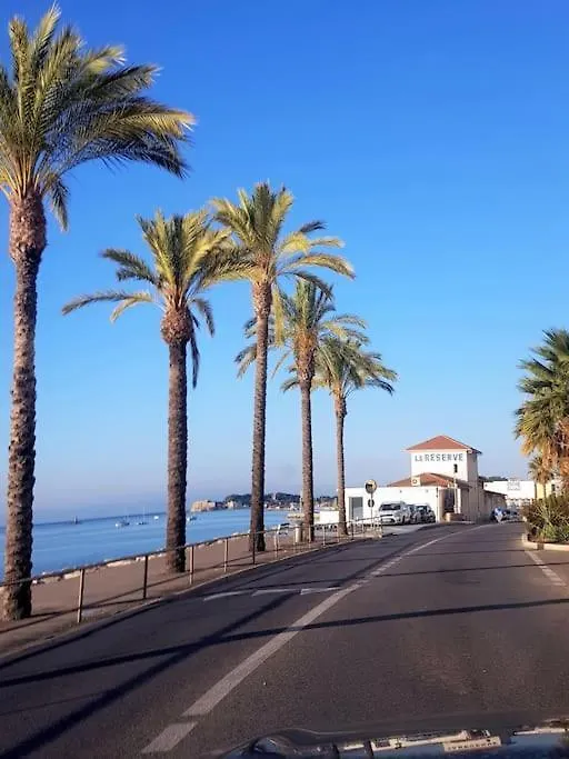 Studio Centre Village Bandol