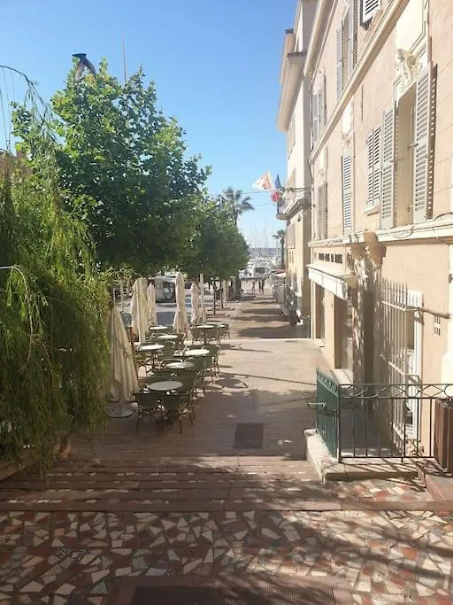 Studio Centre Village Bandol